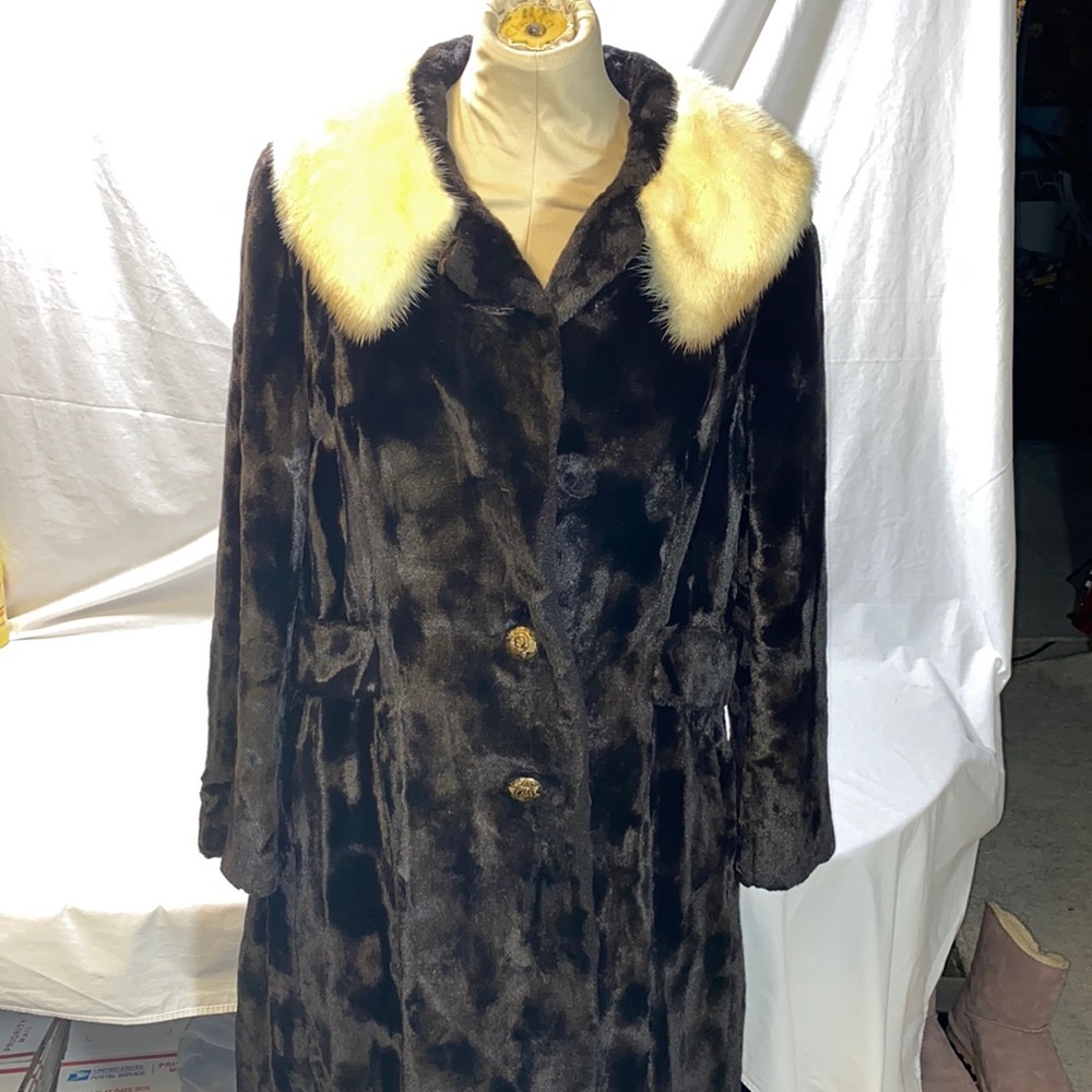 Vintage Devonshire Regiment Faux Fur Coat